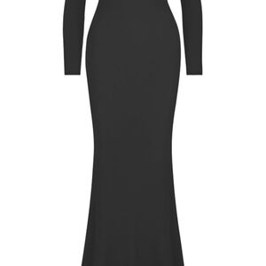 Reoria Crewneck Black Long Sleeve Dress